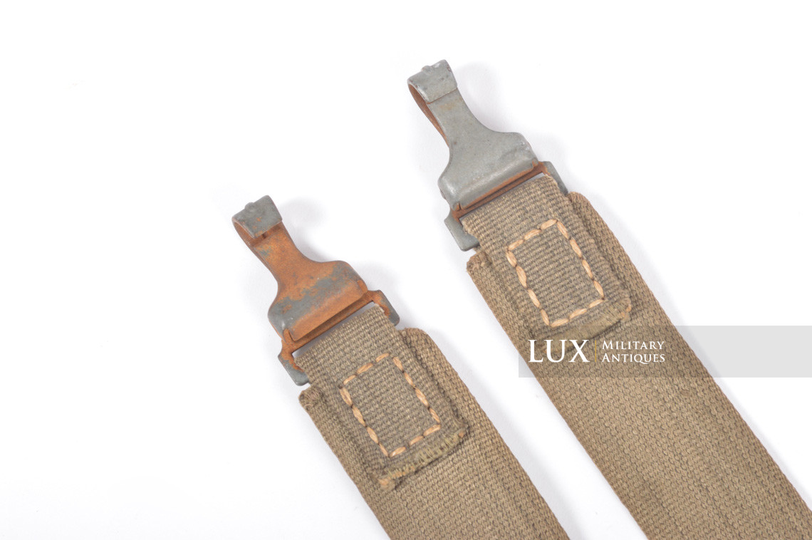Pair of special German radio carrying straps - photo 7