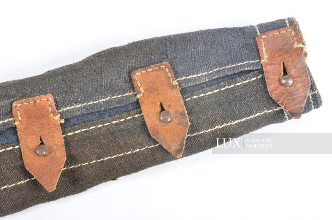 Unissued mid-war German k98 blue canvas receiver cover, « jgh1942 » - photo 9