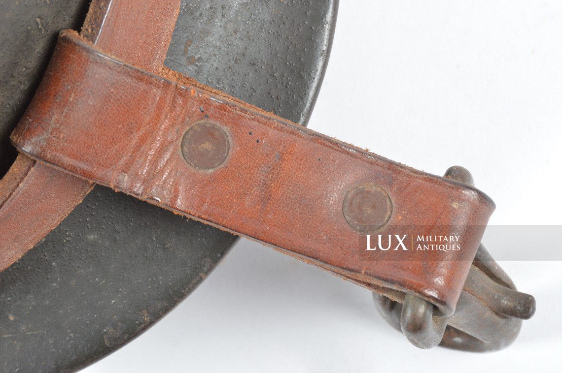 Système de transport du casque allemand en cuir, nominatif « Lt. » - photo 20