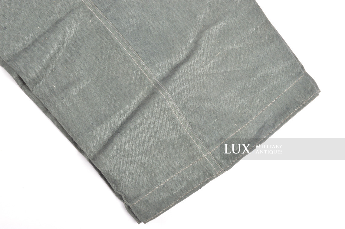 Unissued Luftwaffe HBT EM's combat service trousers, « RBNr » - photo 8