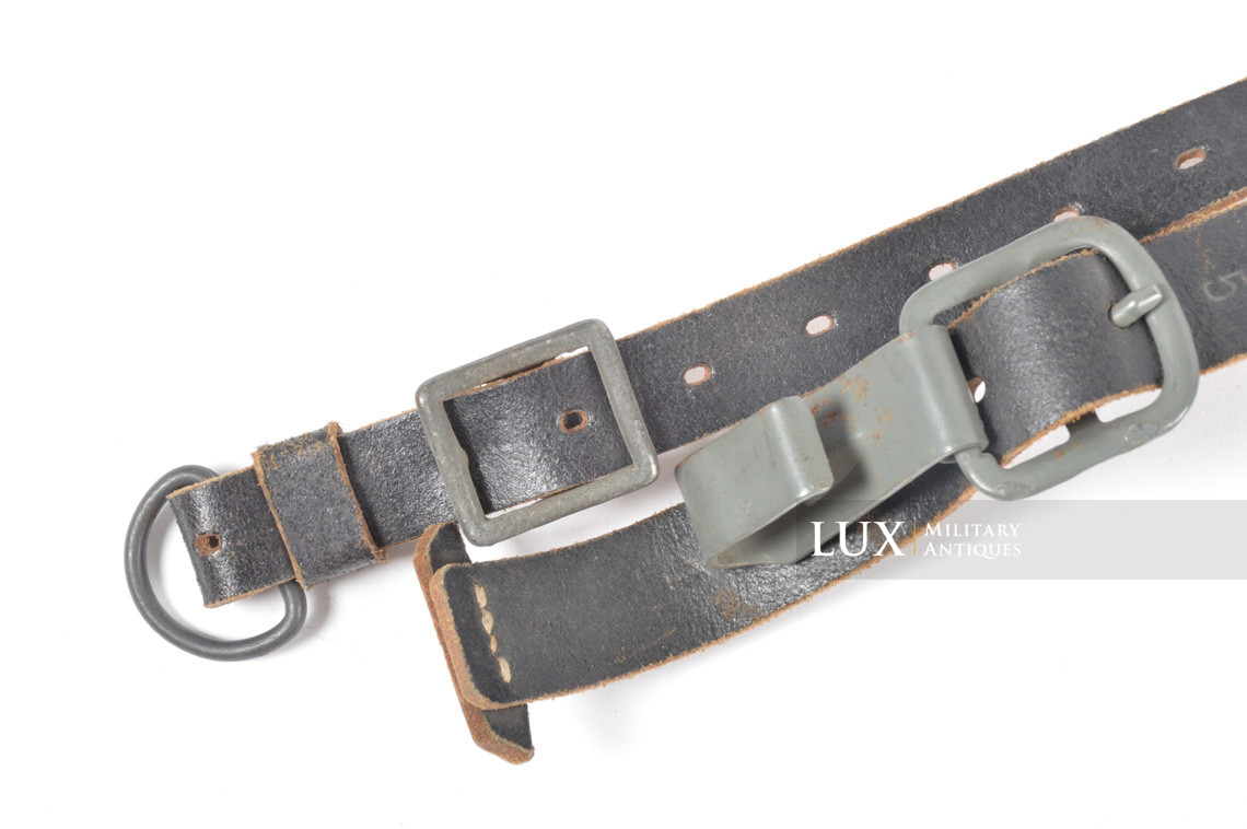 Unissued German late war leather combat Y-straps, « RBNr » - photo 7