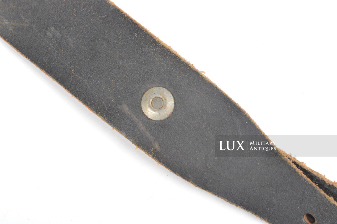 Unissued German late war leather combat Y-straps, « RBNr » - photo 12