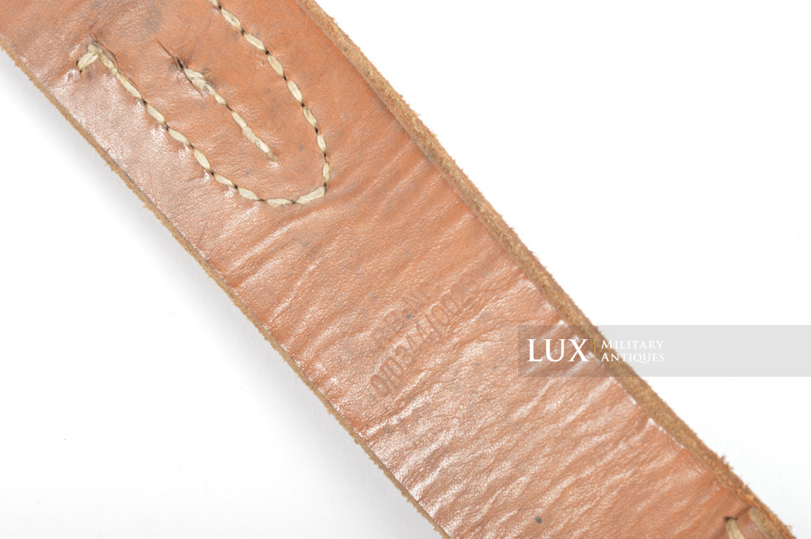 Unissued German late war leather combat Y-straps, « RBNr » - photo 21