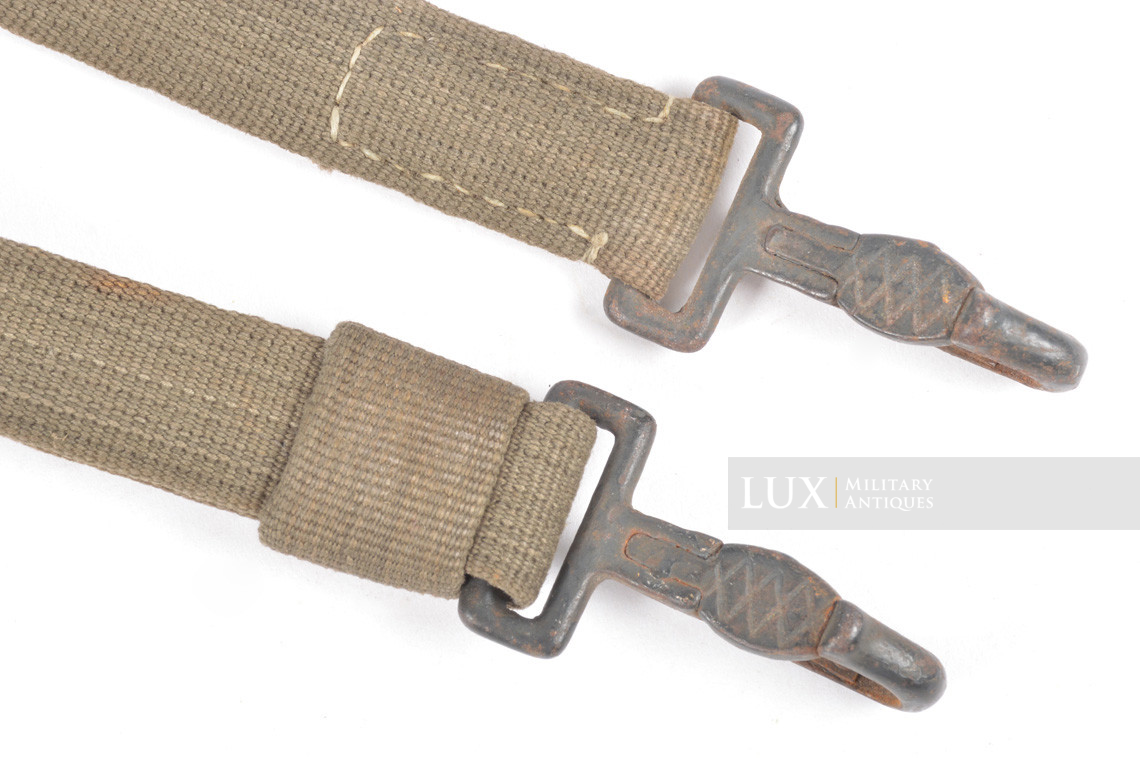 Mid-war German MG34/42 optical sight box web carrying strap - photo 8