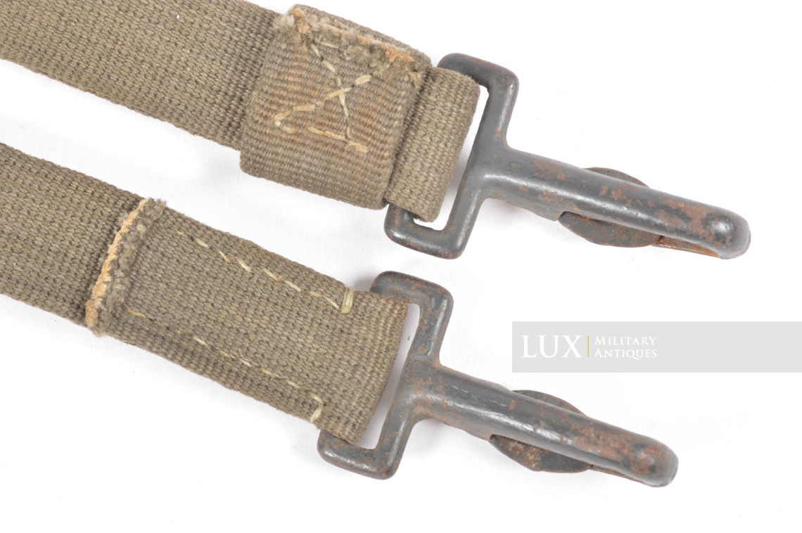 Mid-war German MG34/42 optical sight box web carrying strap - photo 11