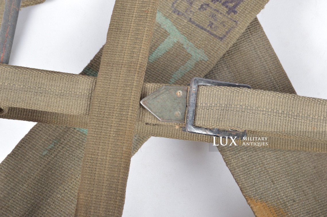 Late-war German pack « Tragegestell », marked « bvk1944 » - photo 15