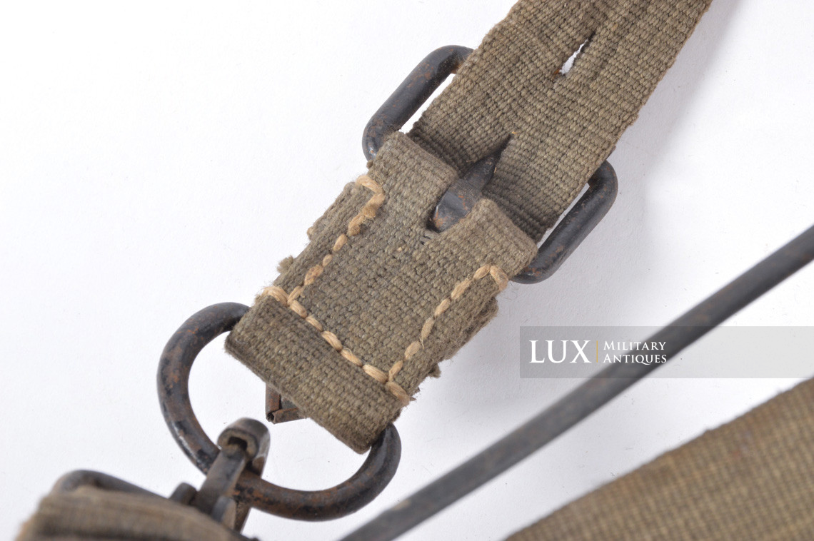 Late-war German pack « Tragegestell », marked « bvk1944 » - photo 23