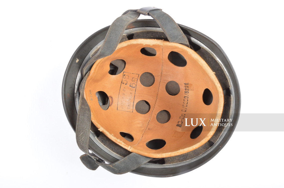 Casque M38 de parachutiste allemand fin de guerre, état neuf, « ckl68 » - photo 33