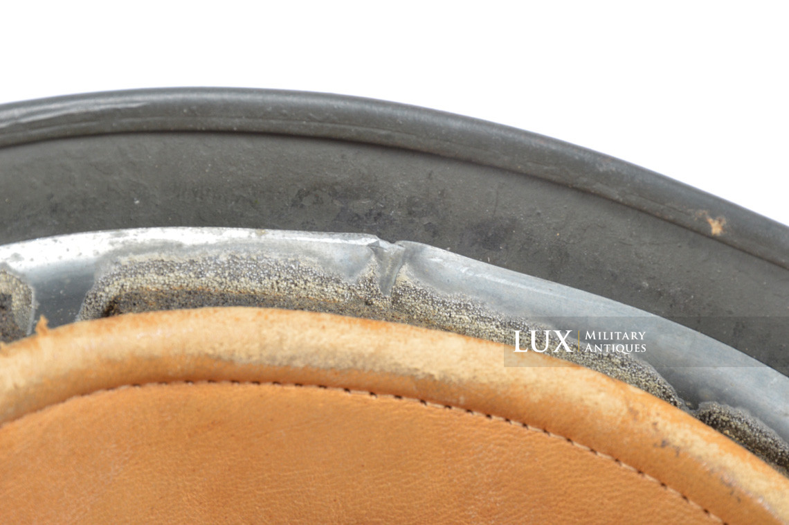 Casque M38 de parachutiste allemand fin de guerre, état neuf, « ckl68 » - photo 41