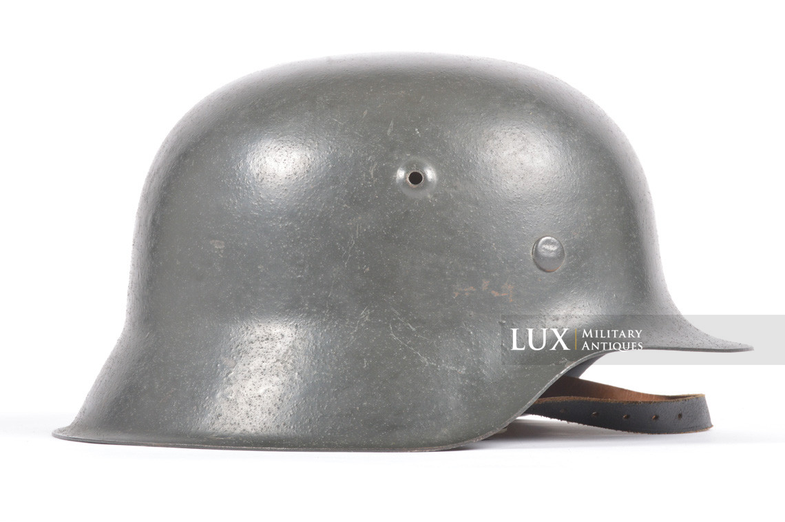 M42 German combat helmet, « hkp64 » - Lux Military Antiques - photo 10