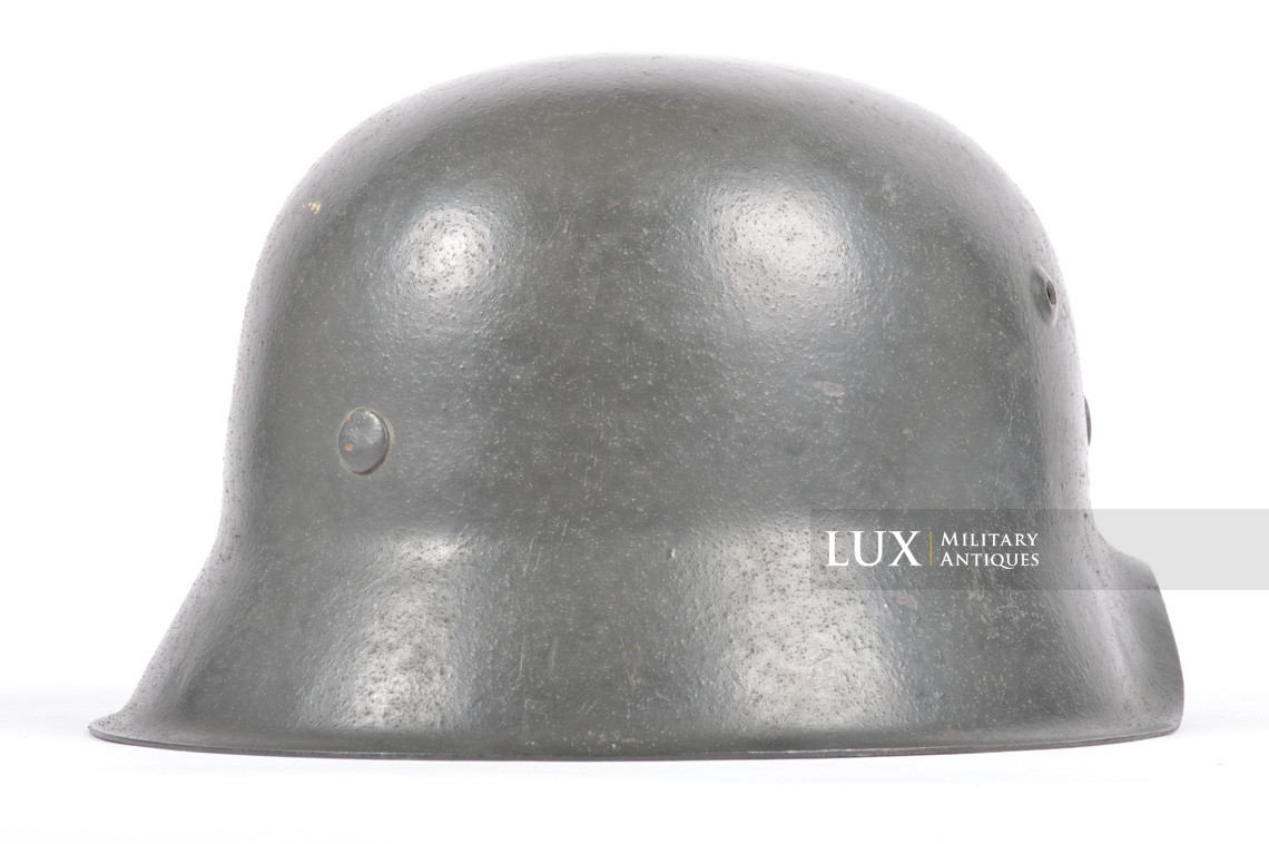 M42 German combat helmet, « hkp64 » - Lux Military Antiques - photo 11