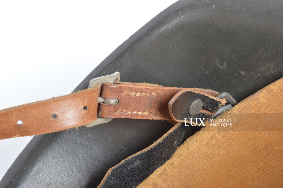 M42 German combat helmet, « hkp64 » - Lux Military Antiques - photo 25