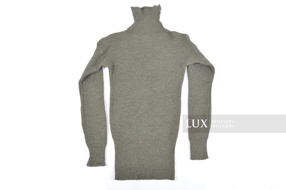 Late-war German issued « turtle-neck » sweater  - photo 12