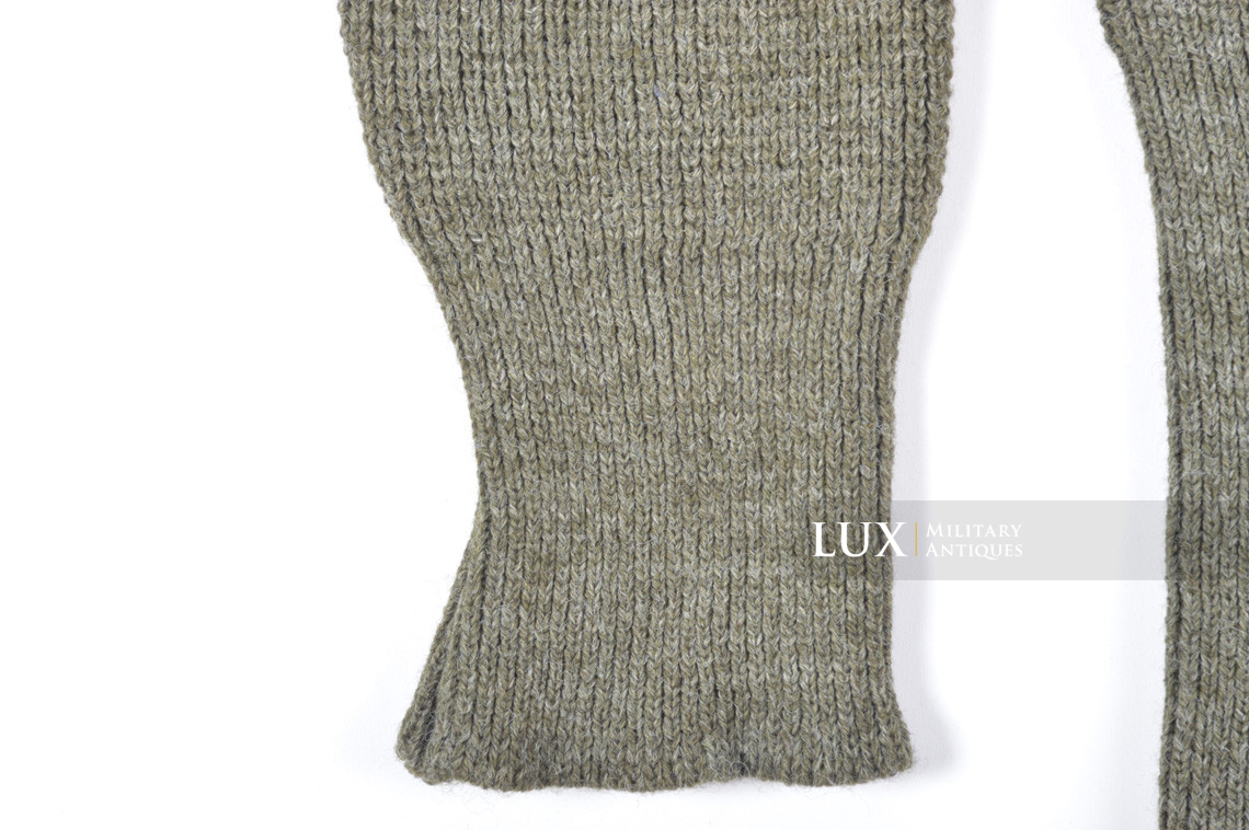 Late-war German issued « turtle-neck » sweater  - photo 14