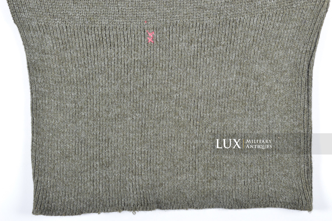 Late-war German issued « turtle-neck » sweater  - photo 15