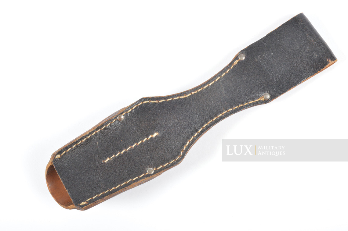 Mid-war German k98 bayonet frog, « 1942 » - photo 9