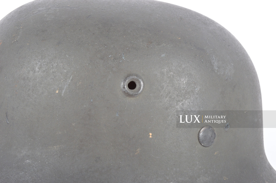 Late-war German Heer / Waffen-SS M40 Combat Helmet, « Q64 » - photo 17