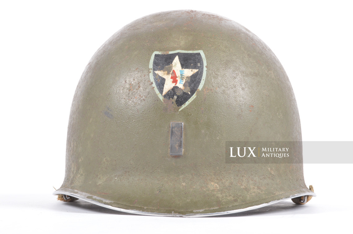 USM1 1st Lt. 2nd Infantry Division named front seam fixed bale combat helmet, « untouched / ETO » - photo 8