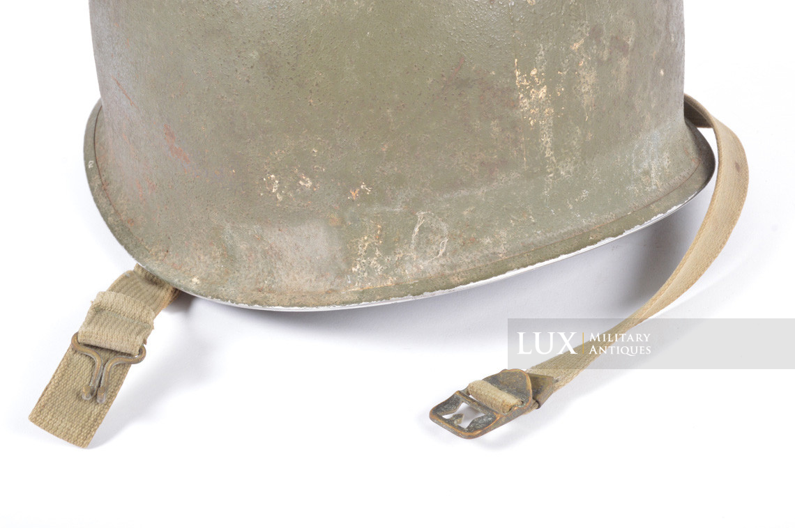 USM1 1st Lt. 2nd Infantry Division named front seam fixed bale combat helmet, « untouched / ETO » - photo 34