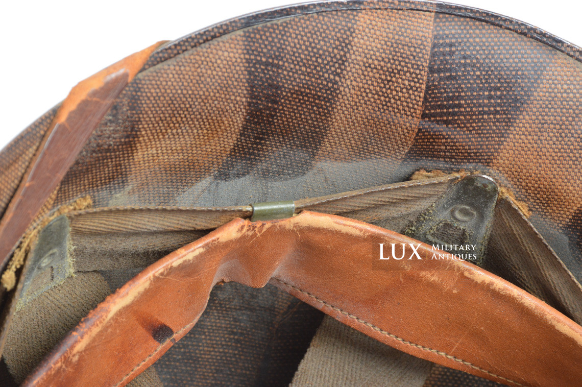 USM1 1st Lt. 2nd Infantry Division named front seam fixed bale combat helmet, « untouched / ETO » - photo 78