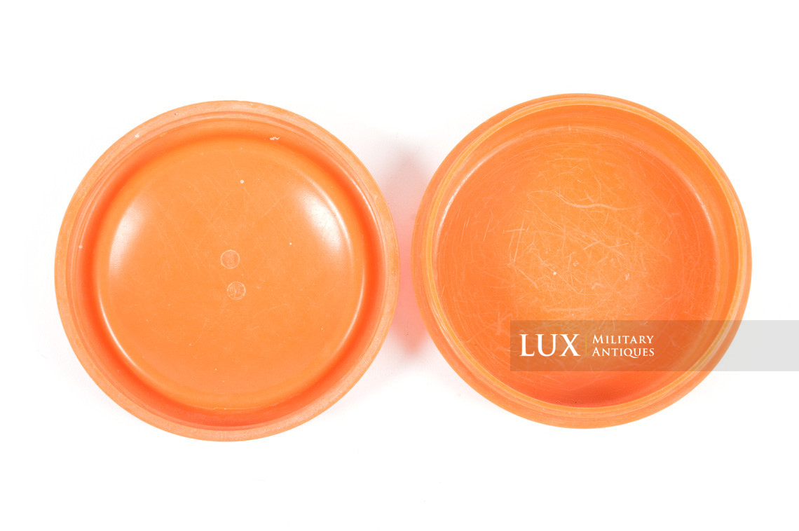 German orange bakelite butterdish - Lux Military Antiques - photo 11