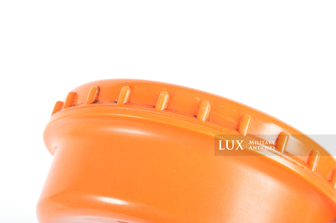 German orange bakelite butterdish - Lux Military Antiques - photo 11