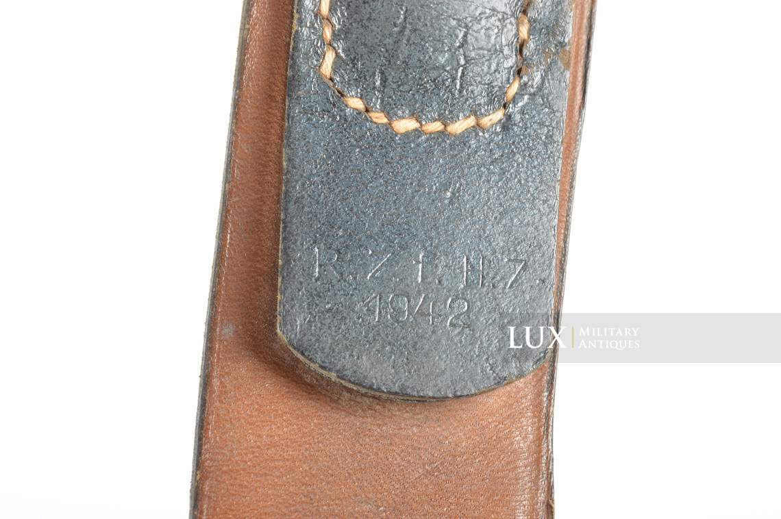 Mid-war Heer / Waffen-SS leather belt, « R.Z.f.H.Z. 1942 » - photo 9