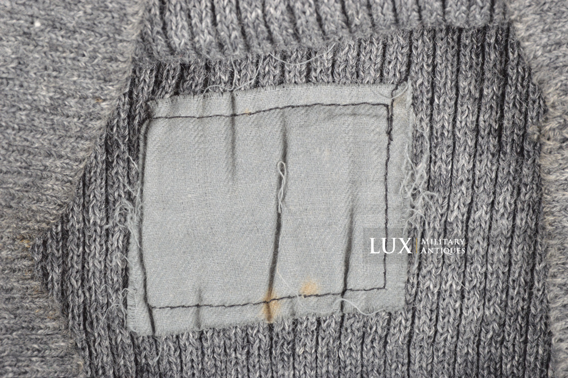 Late-war German standard issue sweater - Lux Military Antiques - photo 12