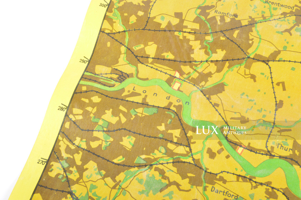 Rare carte en toile cirée de la Luftwaffe de bombardement de nuit de la Bataille d’Angleterre, « LONDON » - photo 20