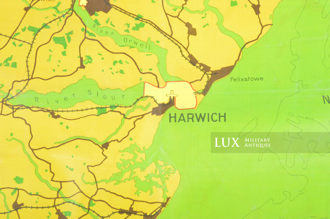 Carte en toile cirée de la Luftwaffe de bombardement de nuit de la Bataille d’Angleterre, « Harwich / Ipswich » - photo 9