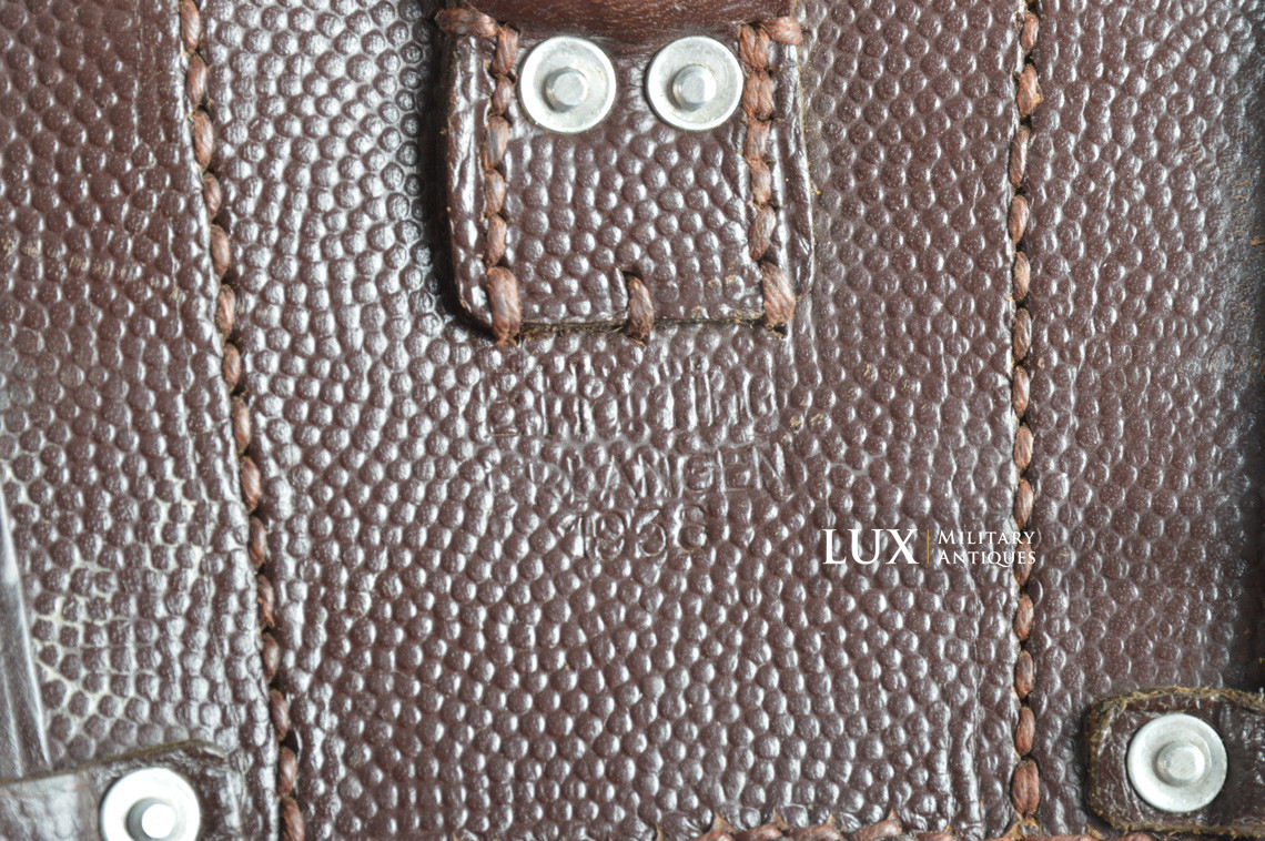 Pair of early war German Luftwaffe K98 ammunition pouches, « L.B.A.(S) 38 » - photo 17