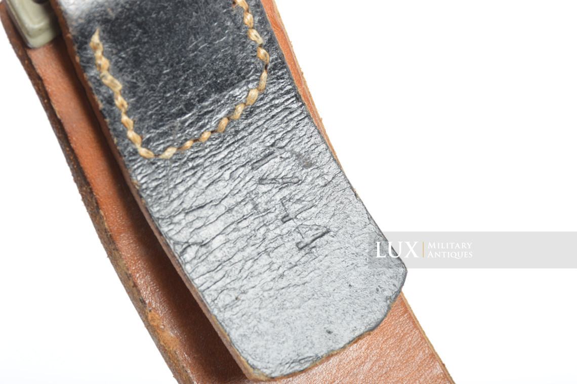 Cuir de ceinturon fin de guerre, « 1944 » - photo 9