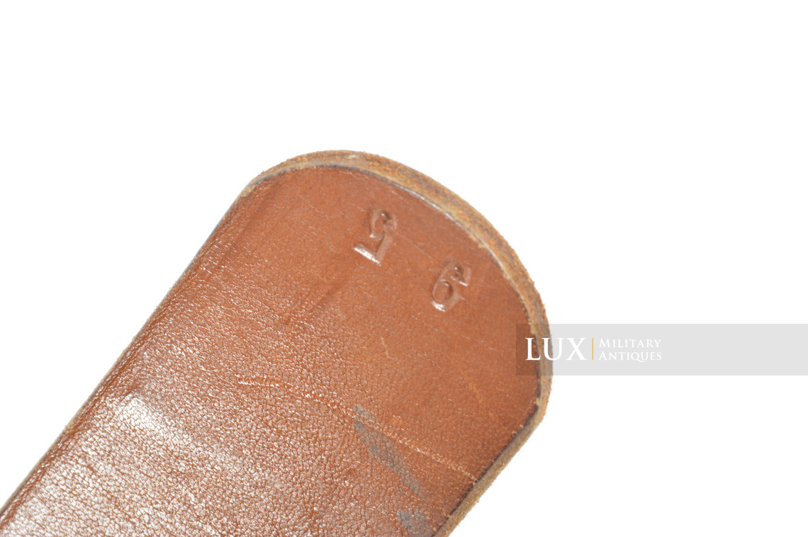 Cuir de ceinturon fin de guerre, « 1944 » - photo 14