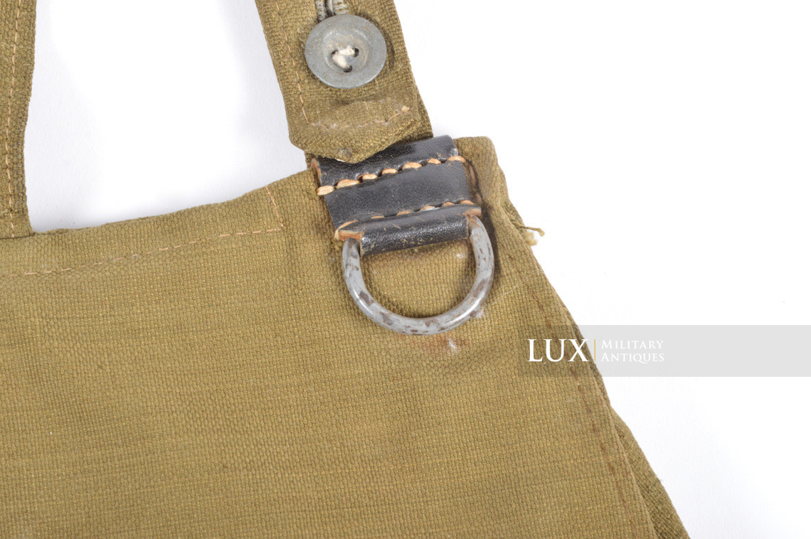 Late-war German Heer / Waffen-SS issued breadbag with some content - photo 10