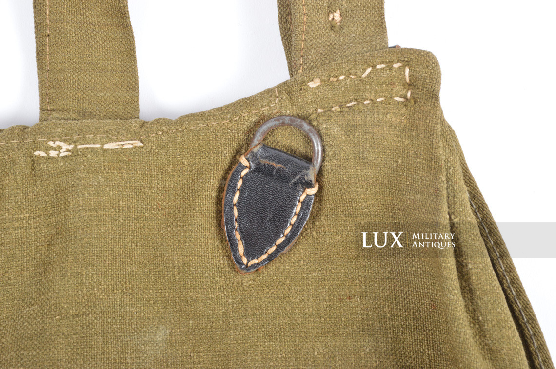 Late-war German Heer / Waffen-SS issued breadbag with some content - photo 16