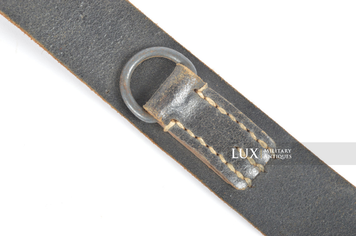 Unissued German late-war leather combat y-straps, RBNr « 0/0560/0055 » - photo 14