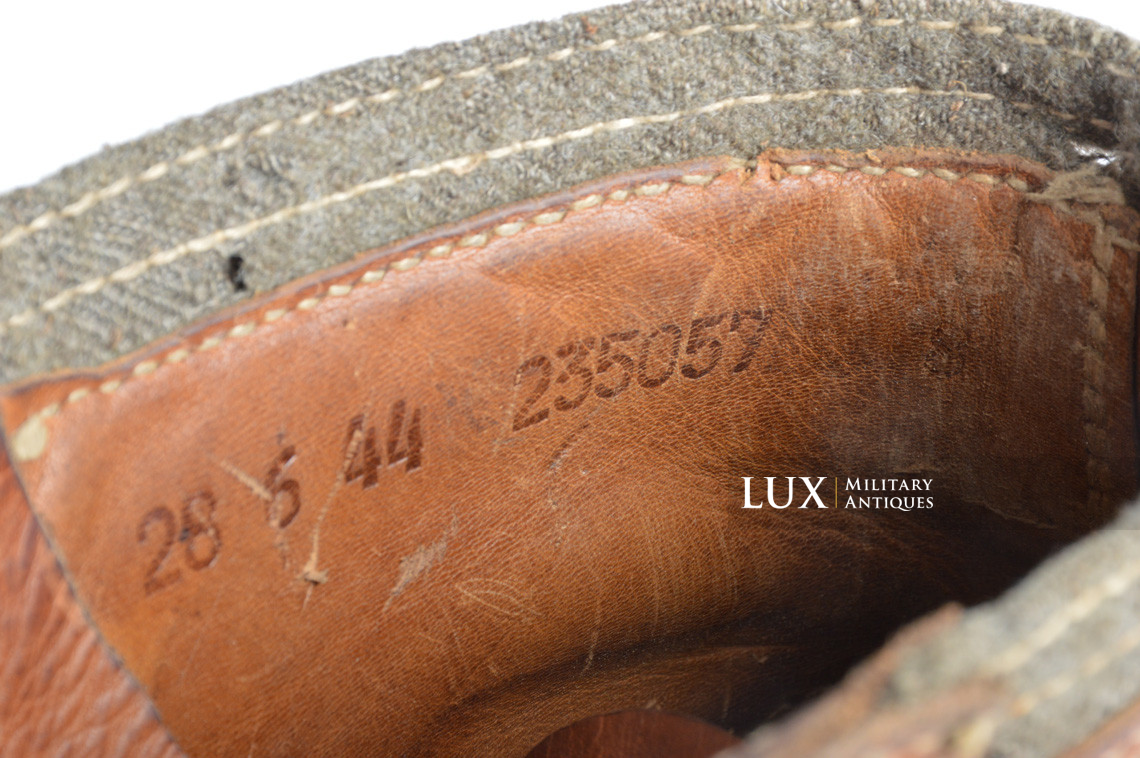 Paire de brodequins allemands des troupes de montagne, « Gebirgsjäger » - photo 24