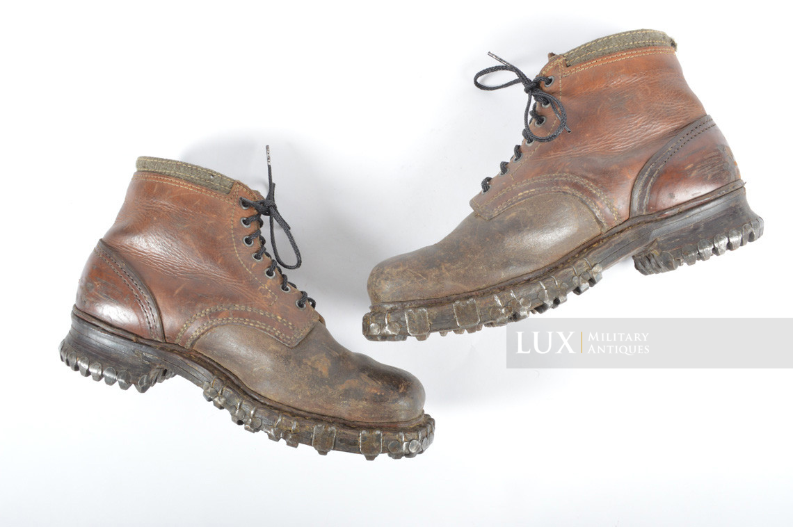 Paire de brodequins allemands des troupes de montagne, « Gebirgsjäger » - photo 7