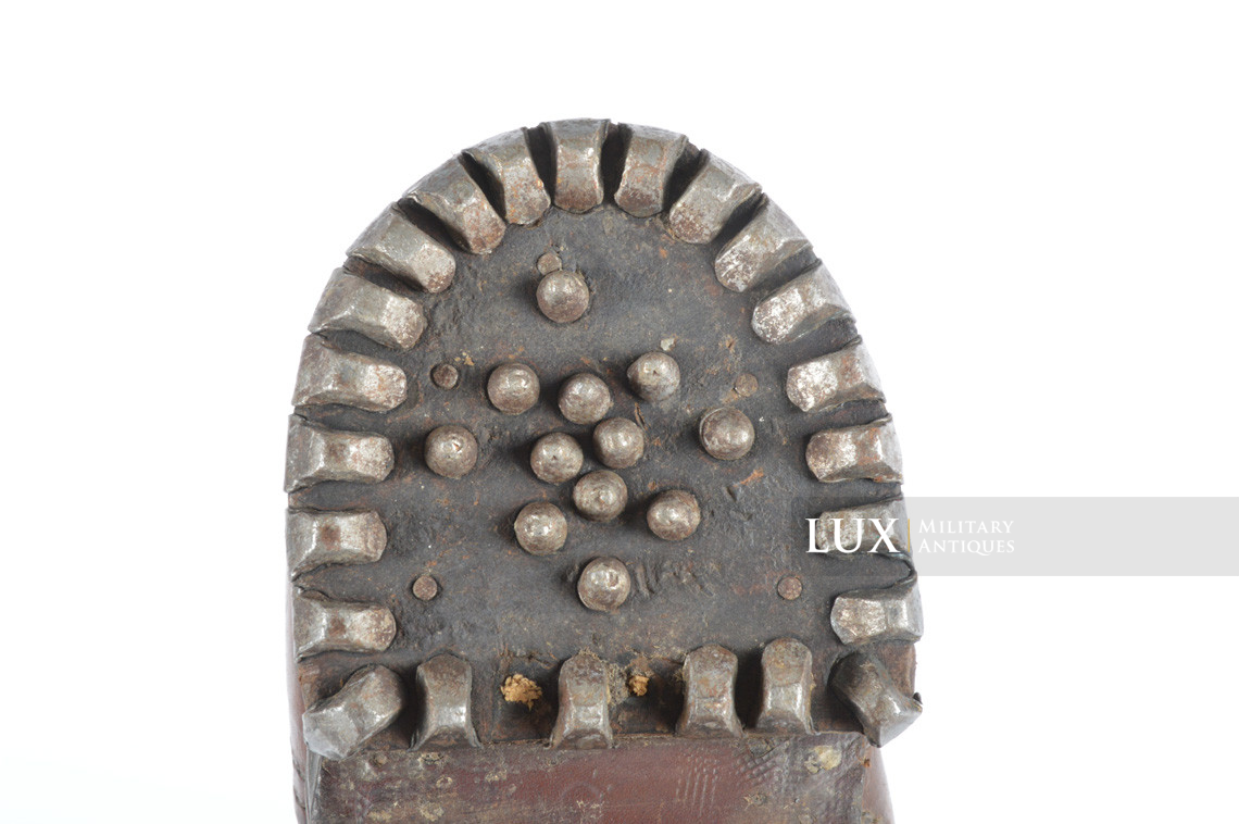 Paire de brodequins allemands des troupes de montagne, « Gebirgsjäger » - photo 21