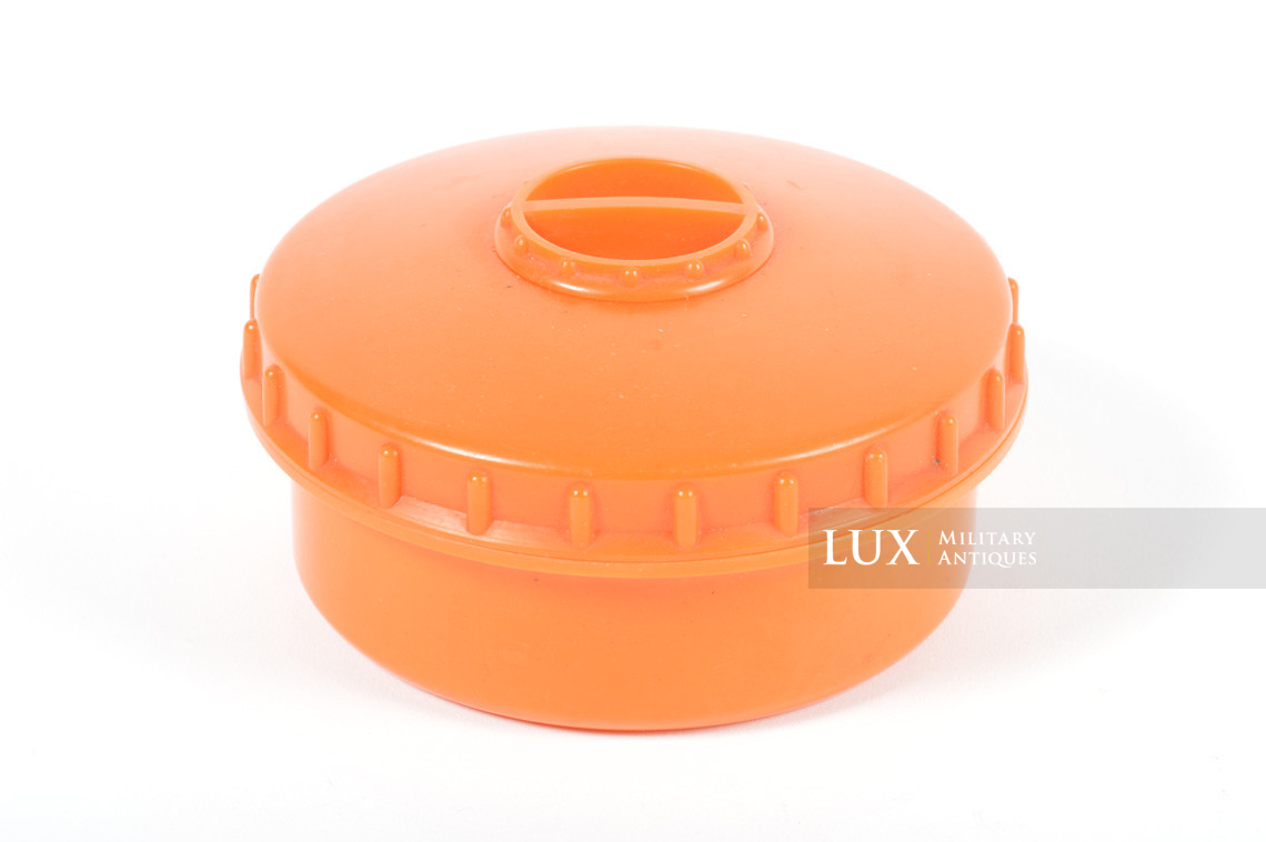 German orange bakelite butterdish - Lux Military Antiques - photo 4