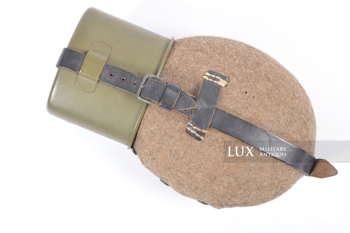 Unissued late-war German canteen, « GNL43 » - photo 4