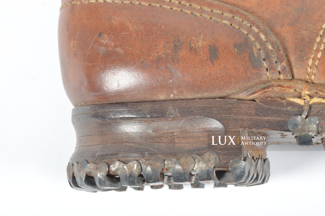 Unissued German mountain trooper's ankle boots, « Gebirgsjäger » - photo 12