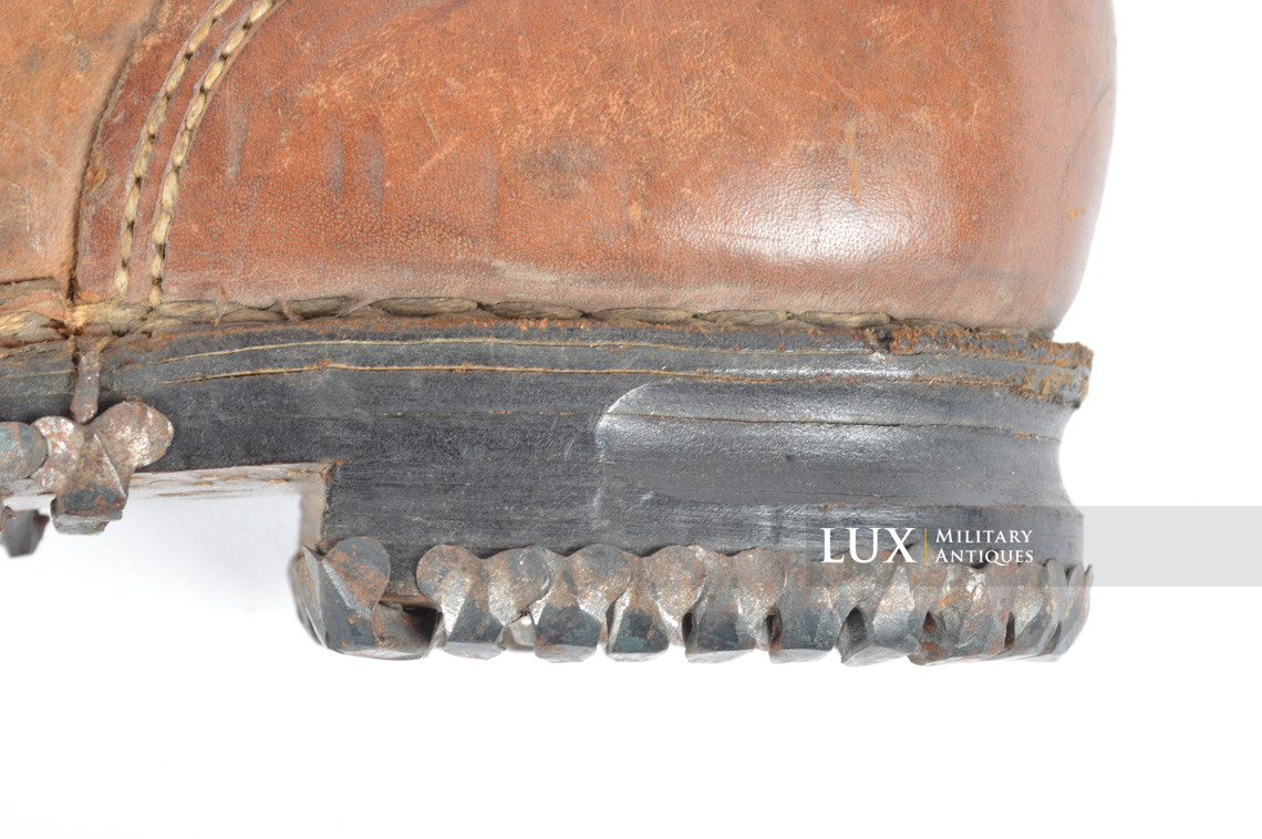 Unissued German mountain trooper's ankle boots, « Gebirgsjäger » - photo 25