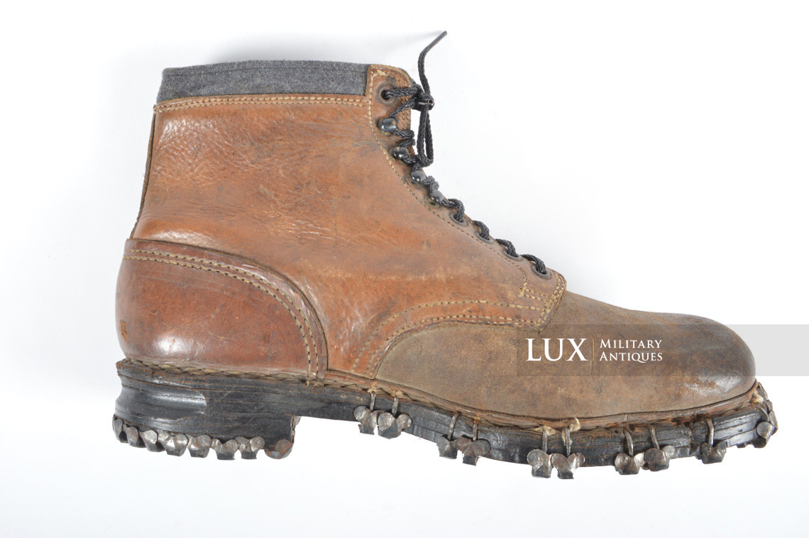 Unissued German mountain trooper's ankle boots, « Gebirgsjäger » - photo 28