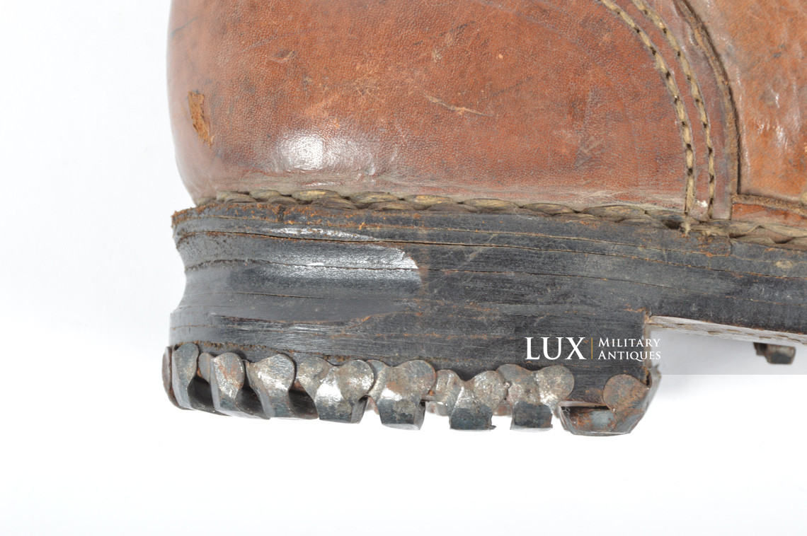 Unissued German mountain trooper's ankle boots, « Gebirgsjäger » - photo 31