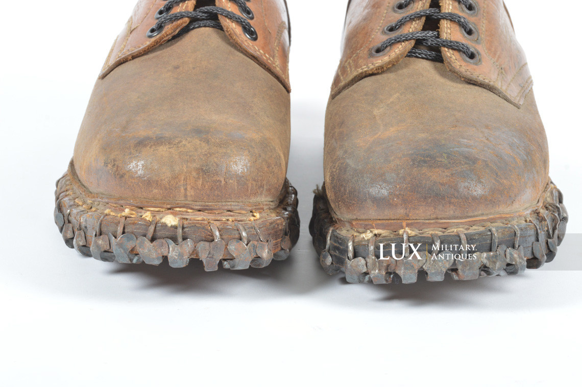 Unissued German mountain trooper's ankle boots, « Gebirgsjäger » - photo 38
