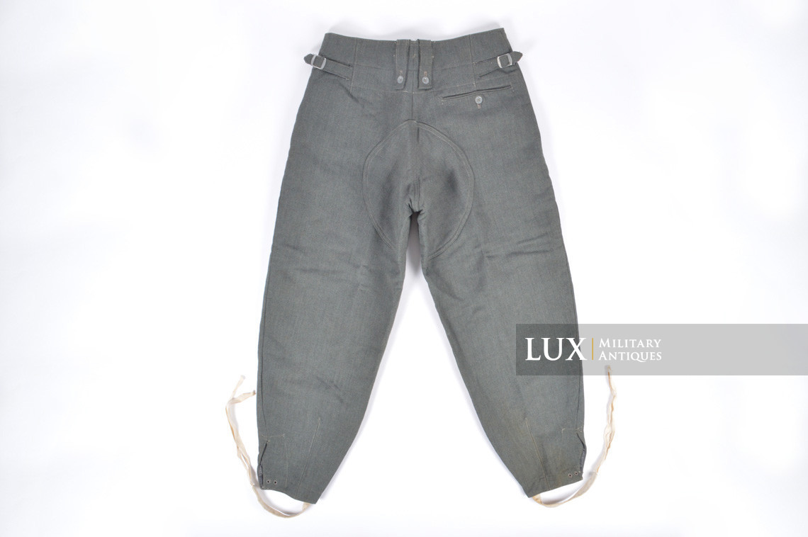 Unissued Heer / Waffen-SS M43 gabardine combat trousers, « Keilhose » - photo 25