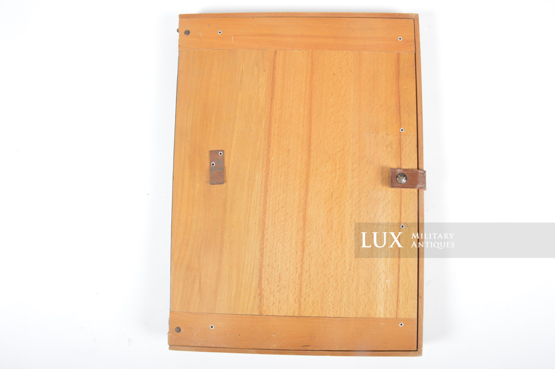 Porte carte pliant en bois pour officier allemand - photo 9