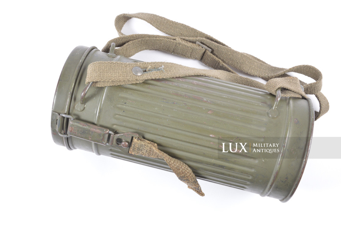 Late-war German gas mask canister, « named » - photo 4