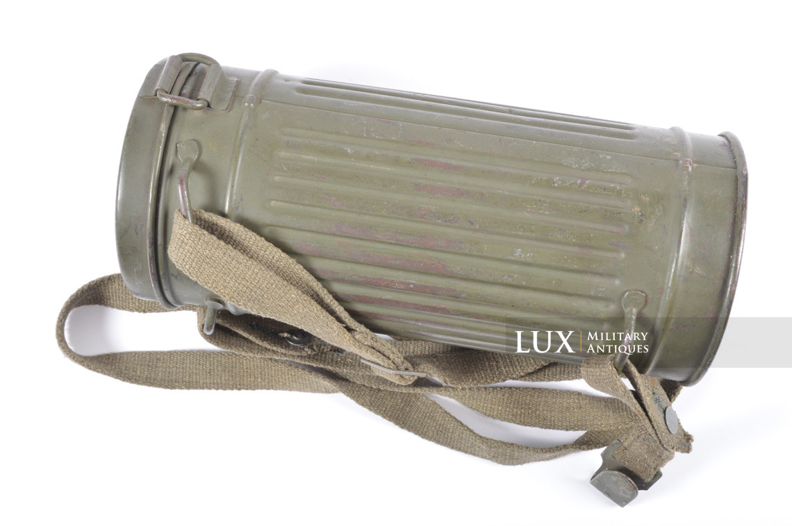 Late-war German gas mask canister, « named » - photo 7